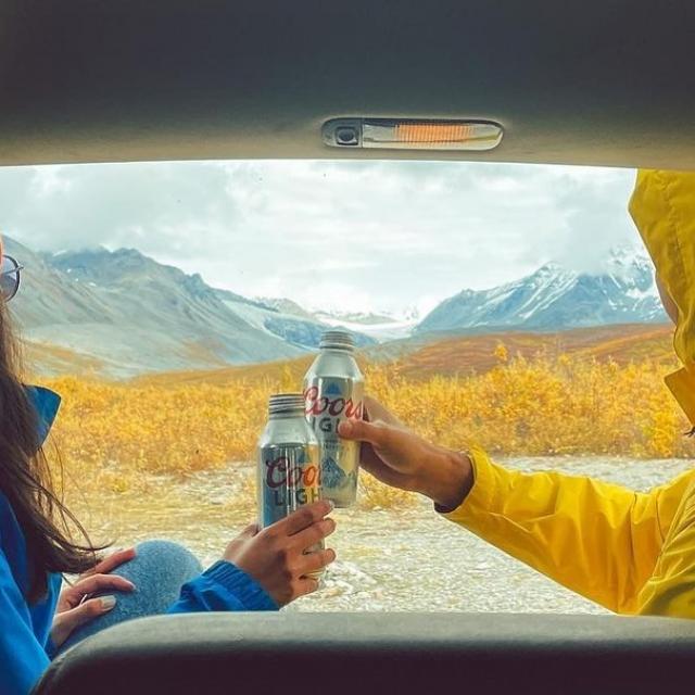 Life imitates art #MountainsAreBlue 📸: @rohan.dhing