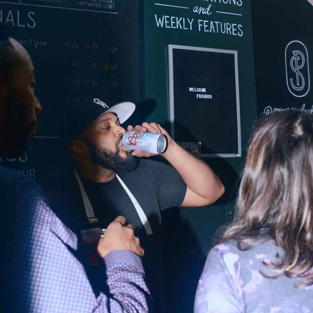 POV: Coors Light night vision

📸: @poursoulschicago